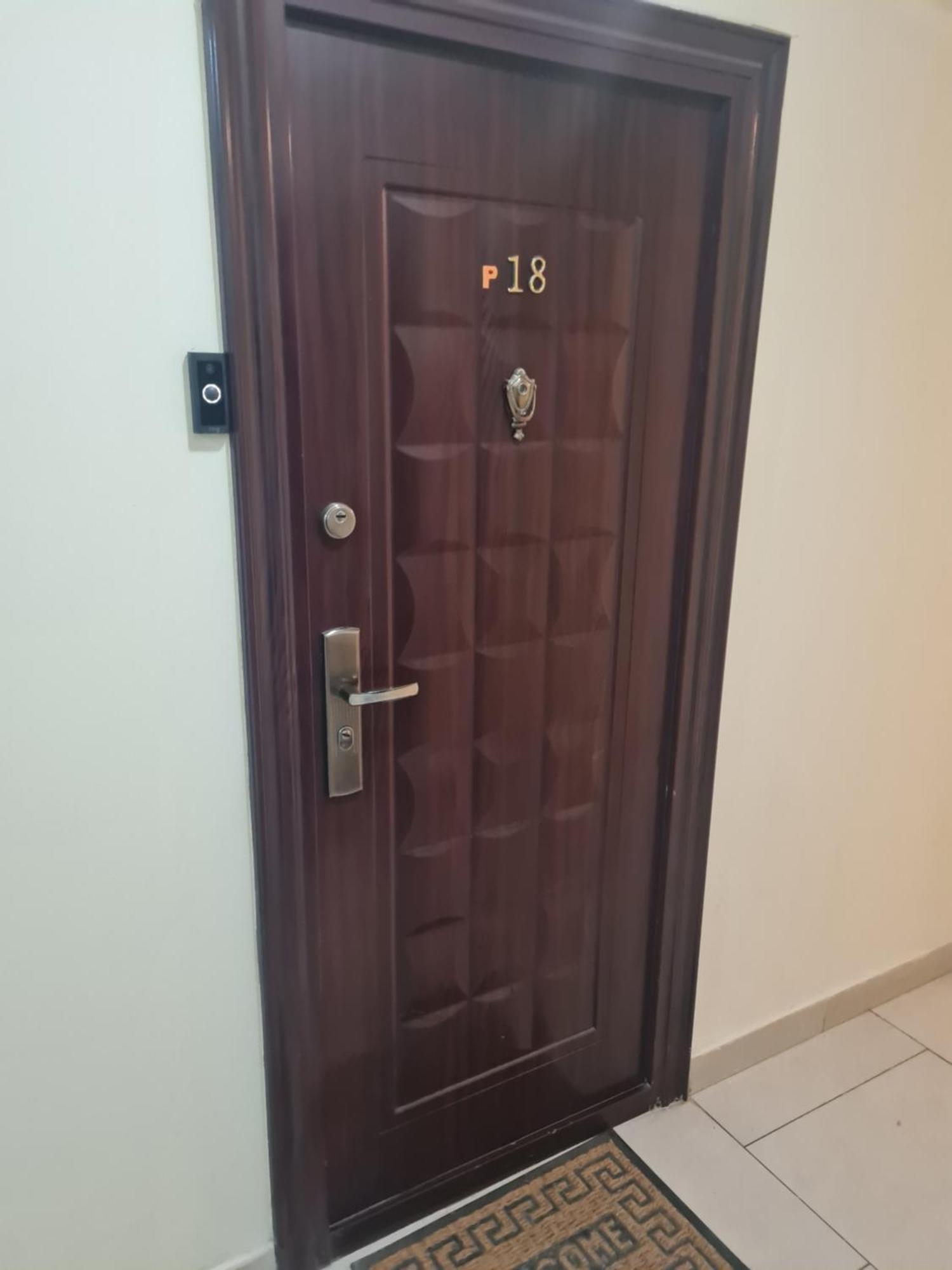 Luxury 1 Bedroom Apartment Roşu Exterior foto